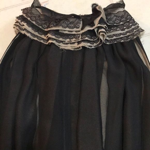 ROBERT RODRIGUEZ Ruffle Front Peplum Blouse - Picture 8 of 10